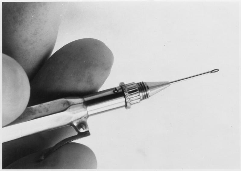 Leveraction surgical instruments Faculty of Medicine, Dentistry and