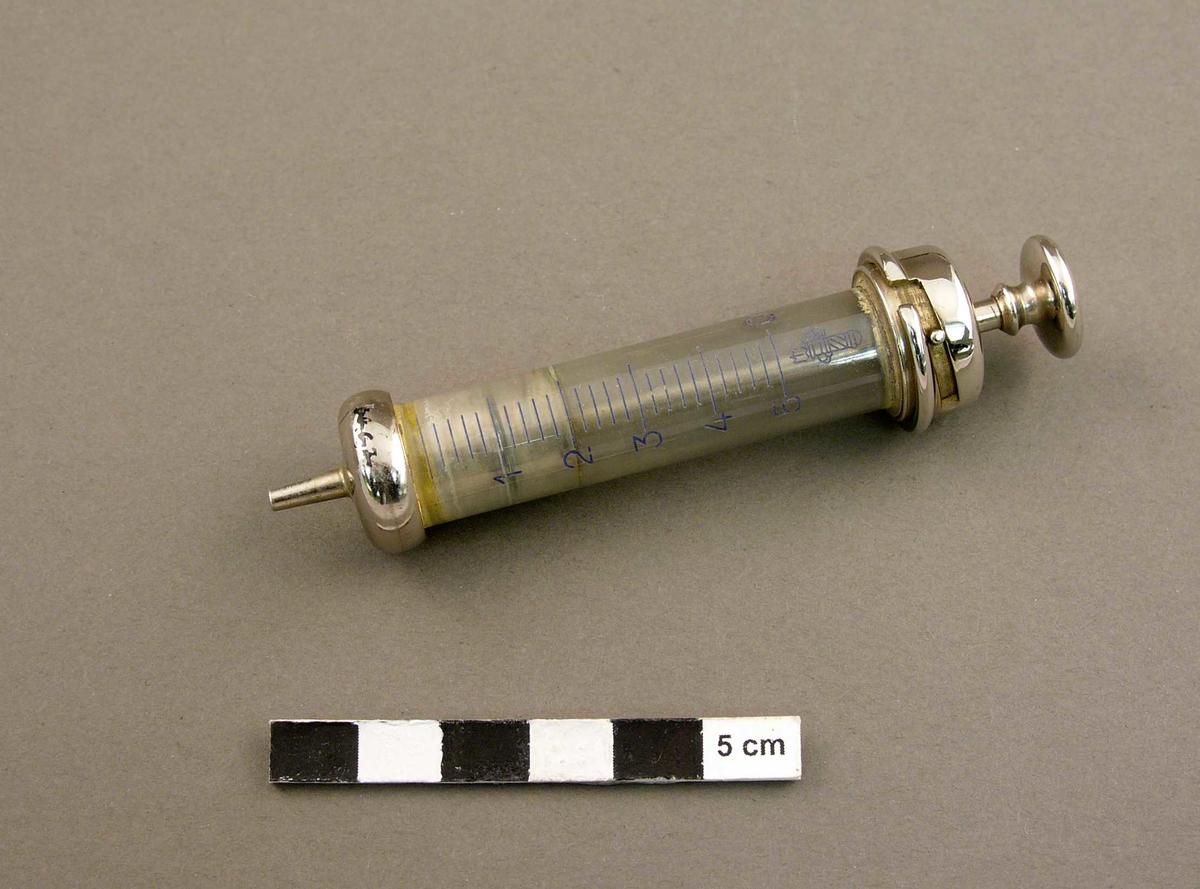 "Three Arrow" hypodermic syringe, capacity 5cc Faculty of Medicine