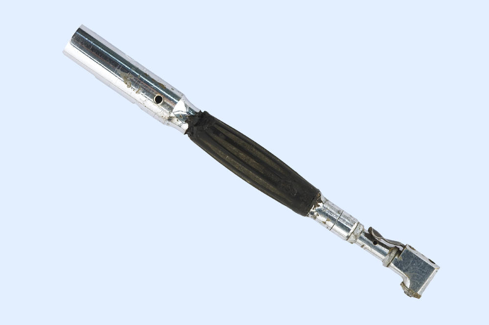 Right angle handpiece Faculty of Medicine, Dentistry and Health Sciences Museums at The