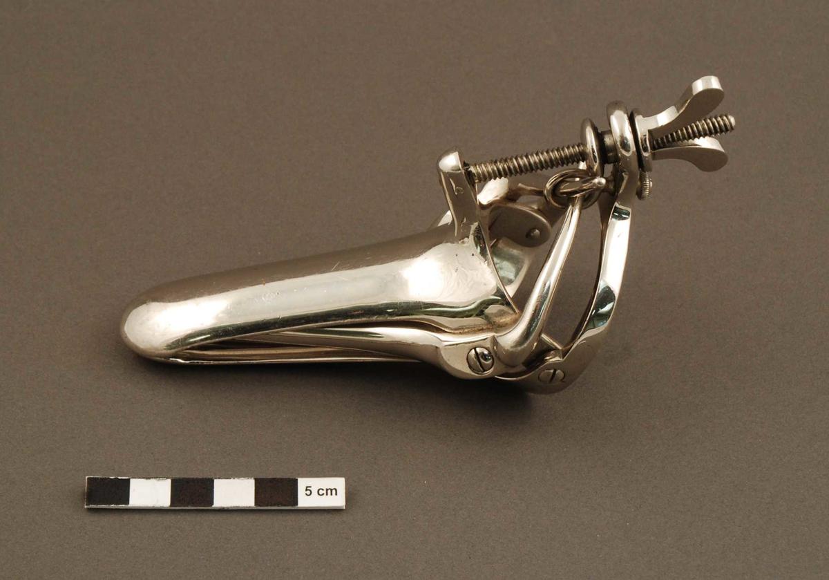 Nott's fourbladed vaginal speculum Faculty of Medicine, Dentistry