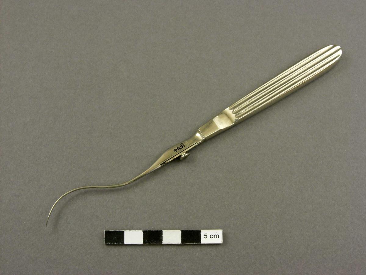 Suture needle Faculty of Medicine, Dentistry and Health Sciences